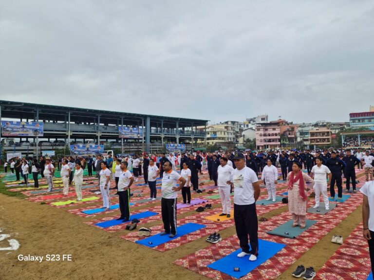 11वा-अंतर्राष्ट्रीय-योग-दिवस-जनपदभर-में-धूमधाम-से-मनाया-गया.jpg