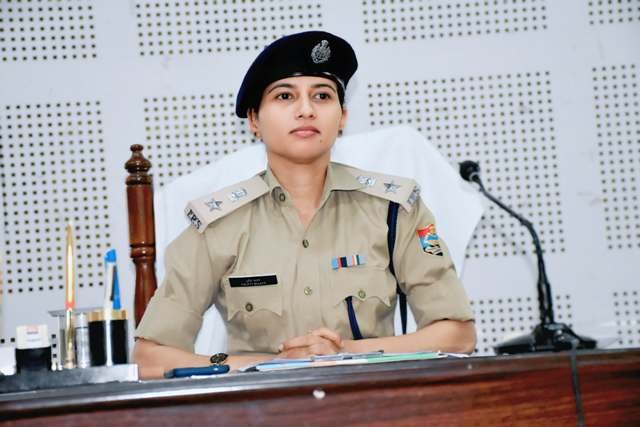 IPS-तृप्ति-भट्ट-SP-GRP-के-दिशा-निर्देशन-में-सघन.jpeg