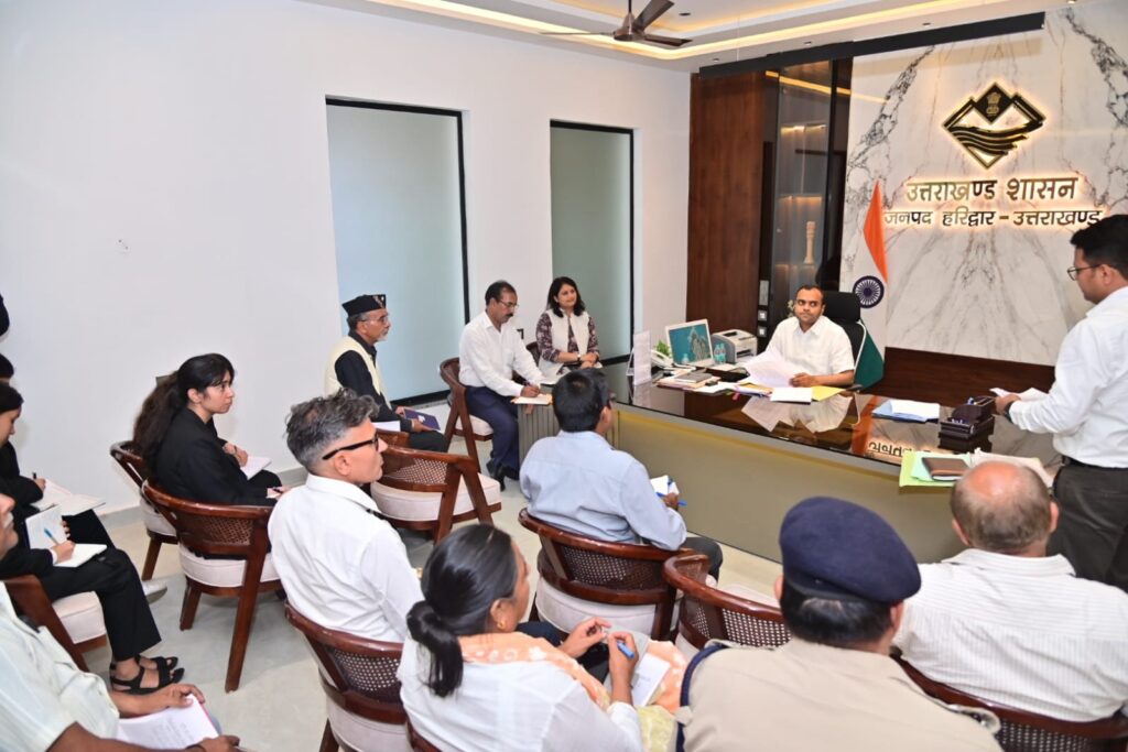 Pan-India-Rescue-Rehabilitation-Campaign-के-संबंध-में-जिलाधिकारी-की.jpg