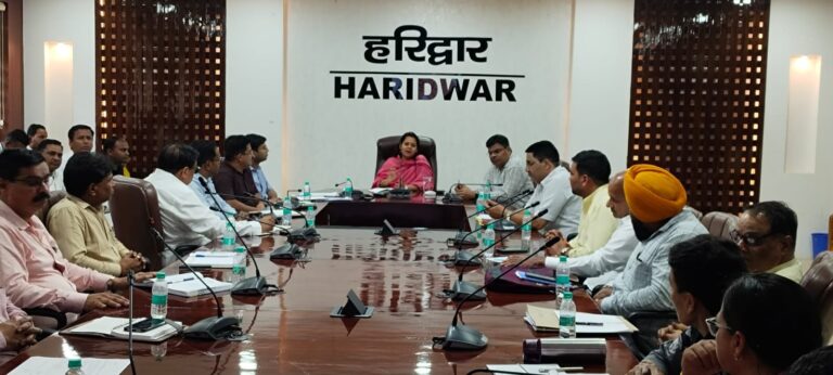 ग्राम-पंचायतों-में-कूड़ा-प्रबंधन-के-संबंध-में-बैठक-आयोजित.jpg