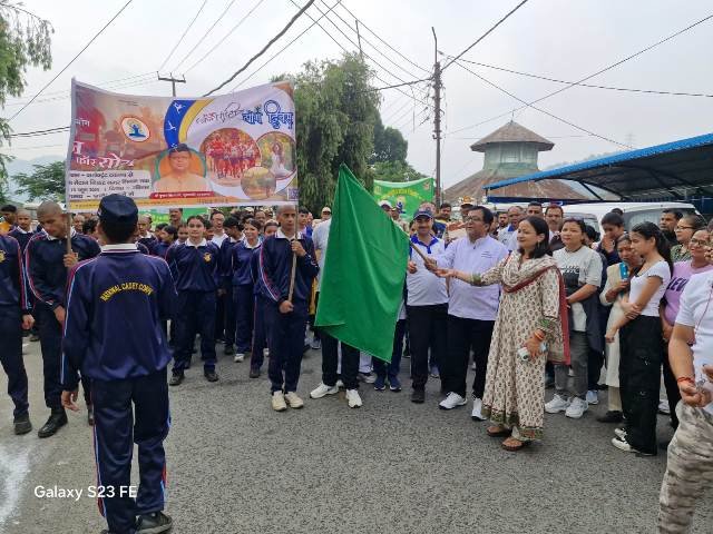 जिलाधिकारी-पिथौरागढ़-ने-11वे-अंतर्राष्ट्रीय-योग-दिवस-के-काउंटडाउन-कार्यक्रमों.jpeg