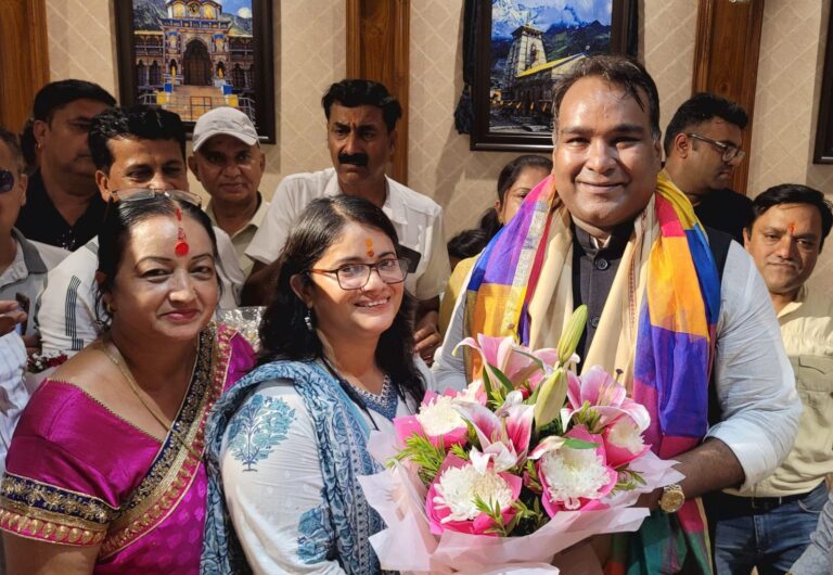 भाजपा-महानगर-अध्यक्ष-श्री-सिद्धार्थ-अग्रवाल-जी-के-जन्मदिवस-पर.jpg