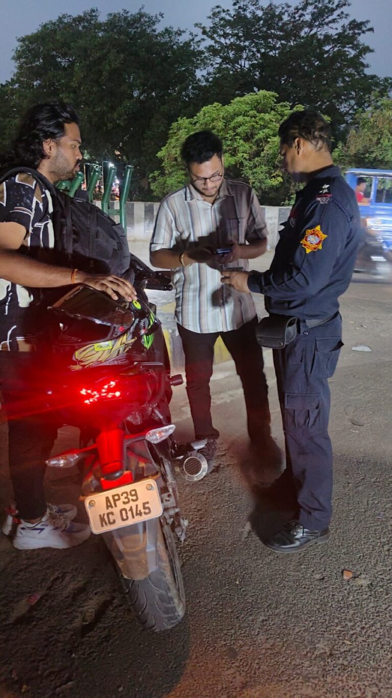 वरिष्ठ-पुलिस-अधीक्षक-हरिद्वार-के-निर्देश-पर-चारधाम-यात्रा-को.jpg
