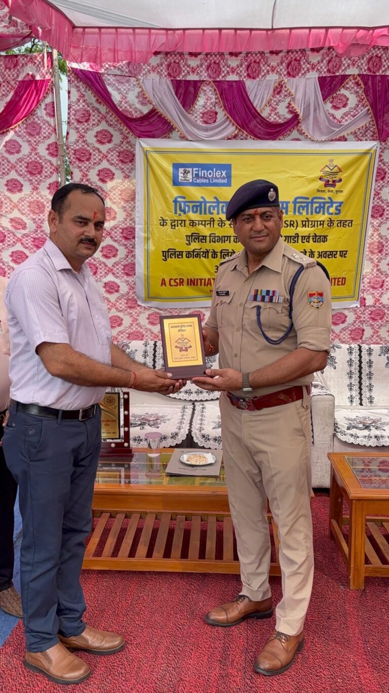 हरिद्वार-पुलिस-को-मिला-फ़िनोलेक्स-केबल्स-कंपनी-का-सहयोग.jpg