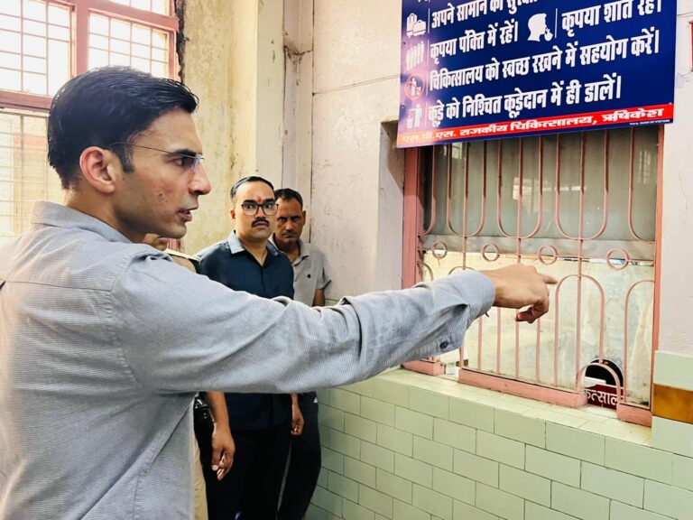 प्रशासन-की-एन्ट्री-ही-सुविधा-की-गांरटी-जनमन-अस्पताल-ऋषिकेश.jpeg