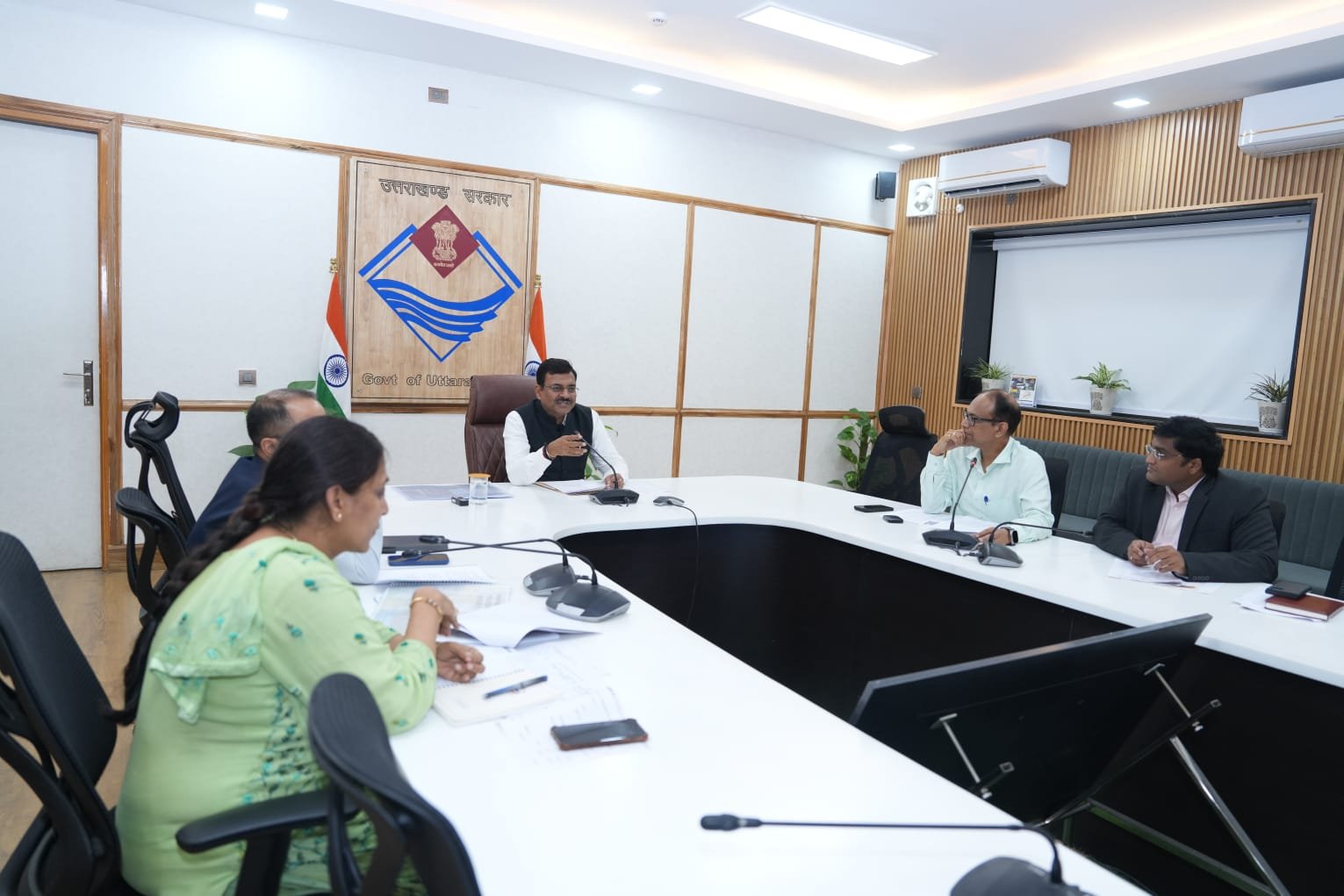 मुख्य-सचिव-की-अध्यक्षता-मे-व्यय-समिति-की-बैठक-आयोजित.jpg