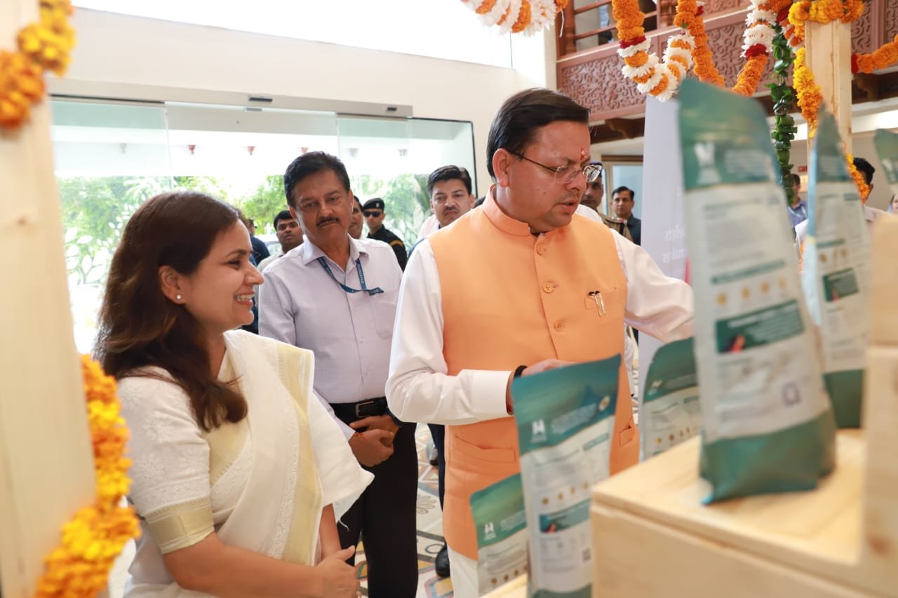 मुख्यमंत्री-ने-किया-‘हाउस-ऑफ-हिमालयाज-आउटलेट-का-उद्घाटन.jpg