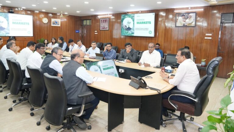 मुख्य-सचिव-ने-ली-कार्बन-क्रेडिट-के-सम्बन्ध-में-बैठक.jpg