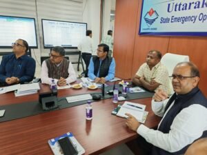 अंतर-मंत्रालयी-केंद्रीय-टीम-ने-बागेश्वर-के-आपदा-प्रभावित-क्षेत्रों-का.jpg
