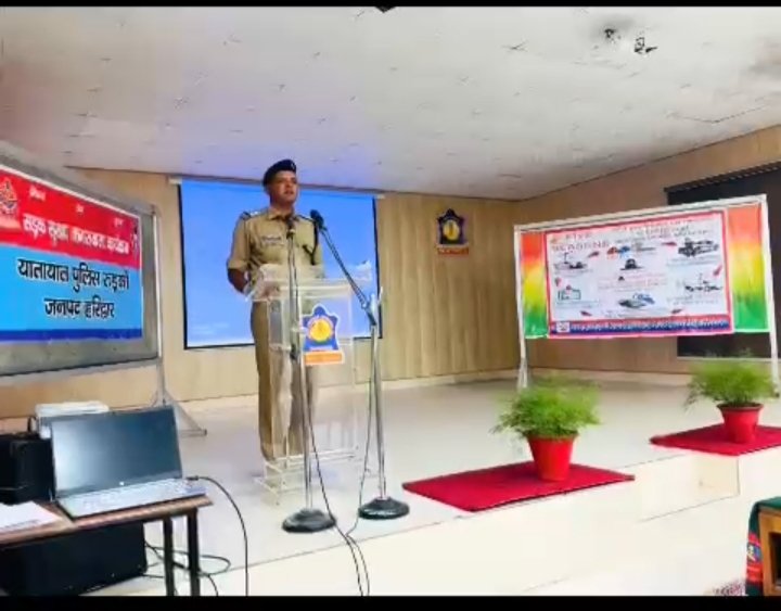 हरिद्वार-पुलिस-की-यातायात-शाखा-ने-आर्मी-पब्लिक-स्कूल-में.jpg