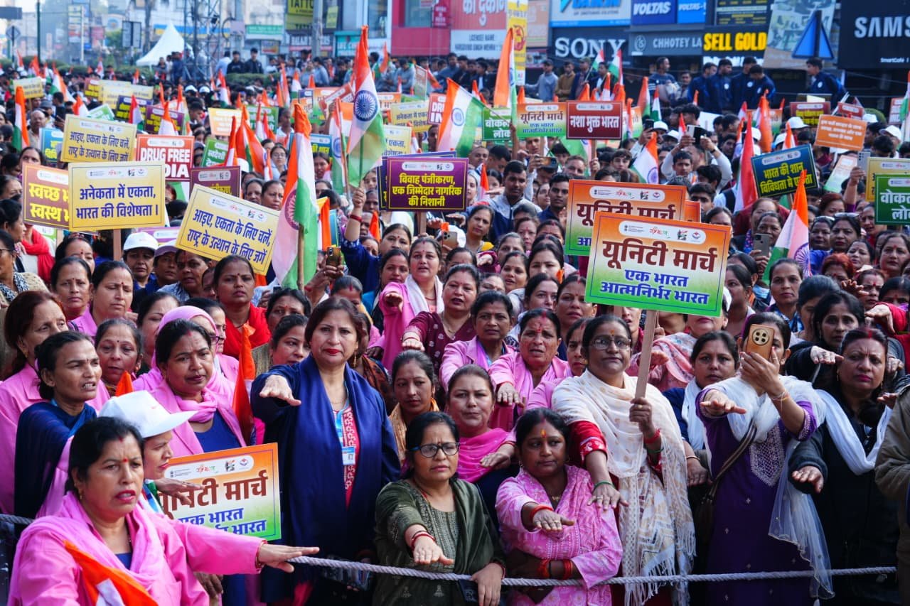 मुख्यमंत्री-धामी-ने-किया-यूनिटी-मार्च-वॉकथॉन-का-शुभारंभ-सरदार.jpeg