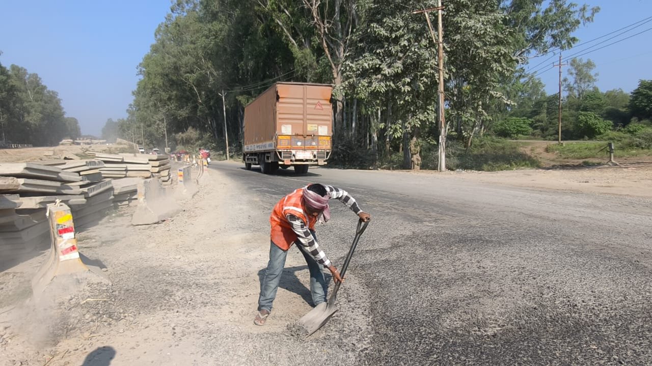 हरिद्वार-नजीबाबाद-रोड़-पर-रसिया-बगड़-डायवर्जन-तीन-दिन-के-भीतर.jpg