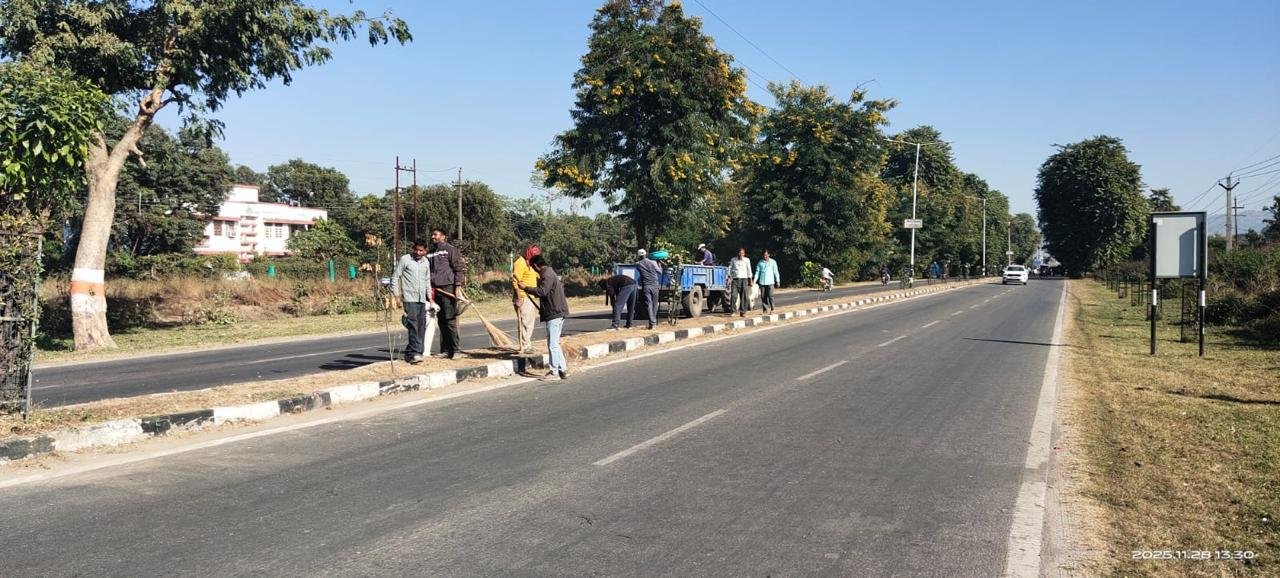 1764344157_168_धर्मनगरी-हरिद्वार-को-स्वच्छ-एवं-क्लीन-जनपद-बनाने-के-लिए.jpg