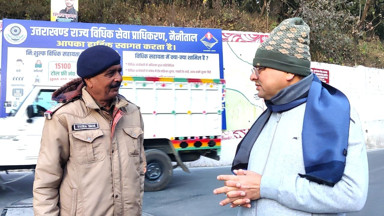 सीएम-धामी-ने-नैनीताल-में-मॉर्निंग-वॉक-के-दौरान-जनता.jpeg