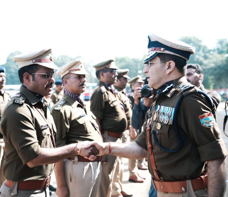 हरिद्वार-पुलिस-के-लिया-एक-और-गौरवमयी-पल.jpg