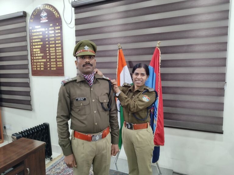 जीआरपी-उत्तराखण्ड-से-02-हेड-कांस्टेबल-बने-अपर-उप-निरीक्षक.jpg
