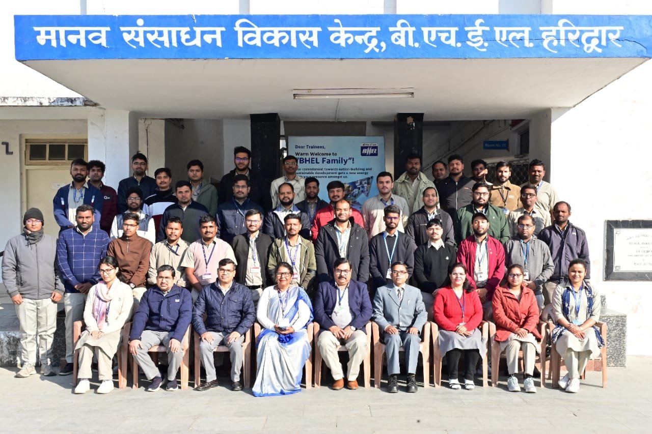 बीएचईएल-के-नव-नियुक्त-अभियंता-प्रशिक्षुओं-के-लिए-प्रशिक्षण-कार्यक्रम-का.jpg